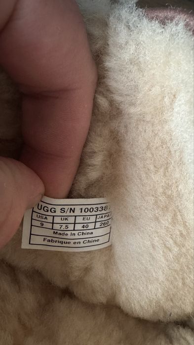Дамски UGG номер 40