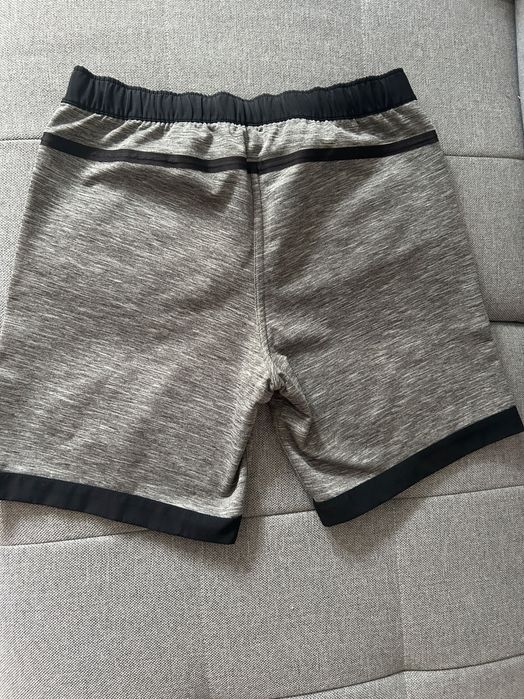 Мъжки къси гащи Adidas с две лица
