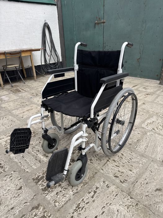 Инвалидная коляска