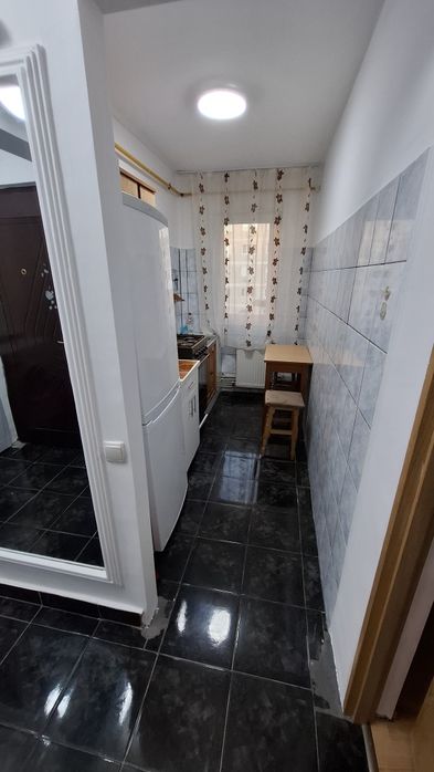 Apartament 2 camere decomandat  de  închiriat