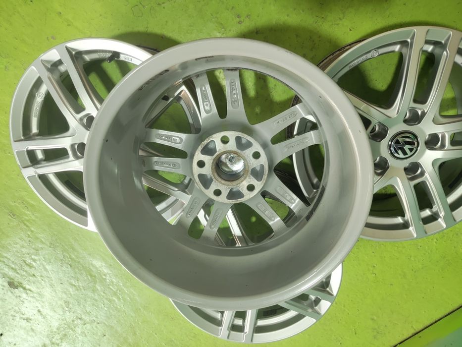 16 5x112 Vw Passat Touran Caddy Golf Skoda Audi 5х112