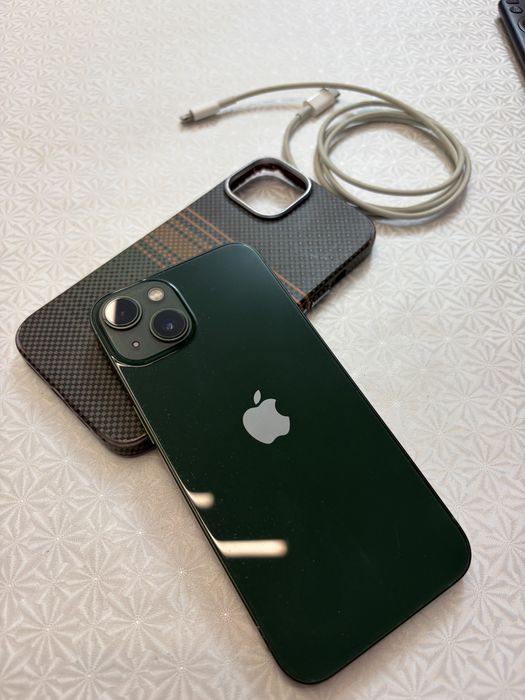 Продам iphone 13 128gb