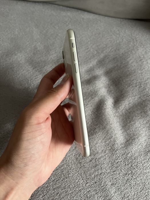 Iphone 11 продам
