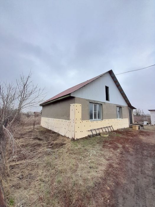 Ахмер үй сатылады