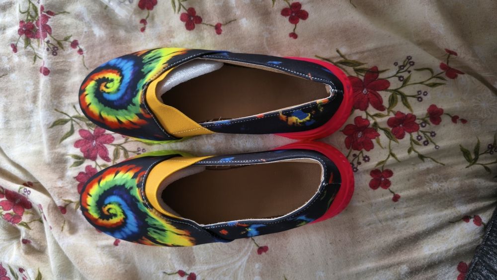 Pantofi casual noi . Nu mi se potrivește Nr