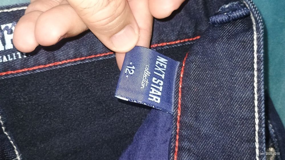 Pantaloni blue-jeans
