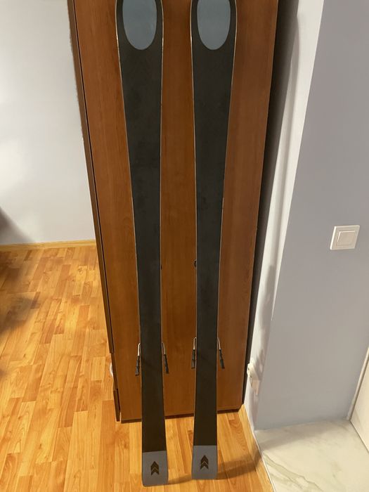 Vand schiuri Kastle MX75 2024 la pret de nerefuzat