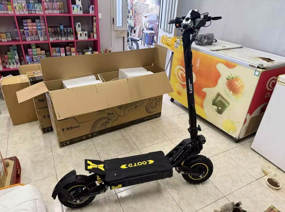 Trotinetă Electrică OOTD T10 Pro – DUAL MOTOR 2600W Peak / 52V 23.4Ah / Frâne Hidraulice / NOUĂ