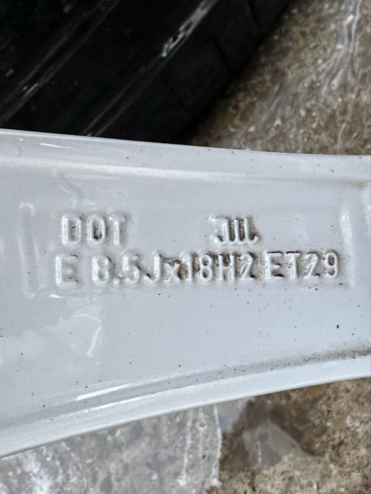 Jante / Roti Audi A4 B9, A5 8W : 245 40 18, Dot 2024 vara