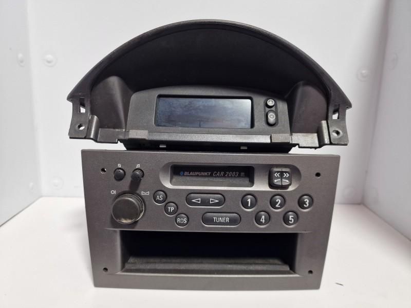 Radio casetofon Blaupunkt CAR 2003 Opel Corsa C