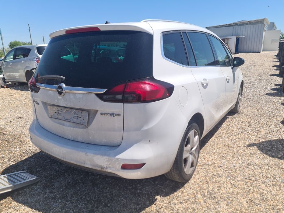 Opel zafira 1.6-150ks- turbo metan