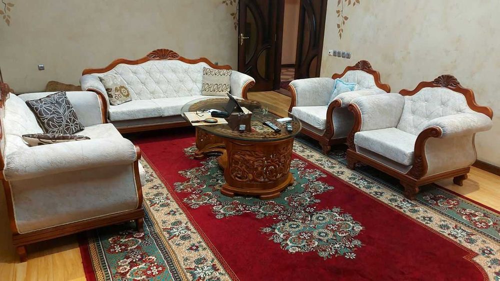Реставрация и обивка  мягкой мебели