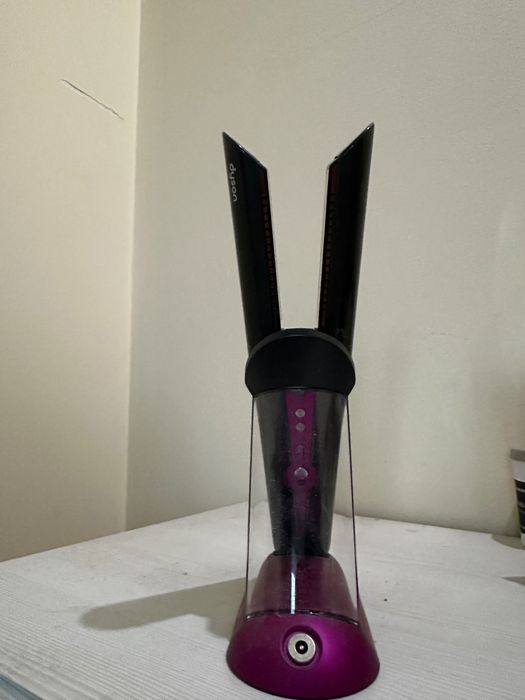 Утюжок для волос Dyson