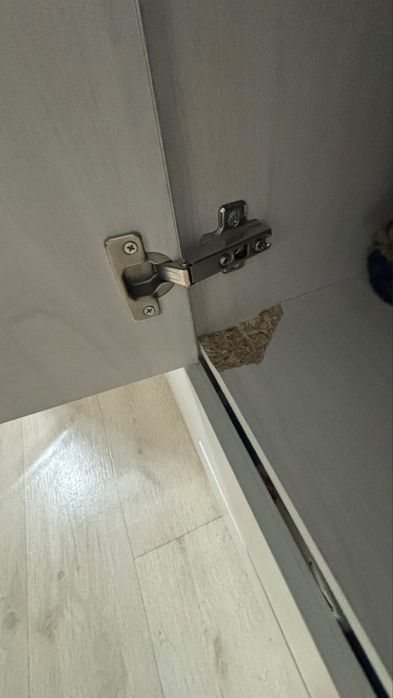 Срочно продам шкаф