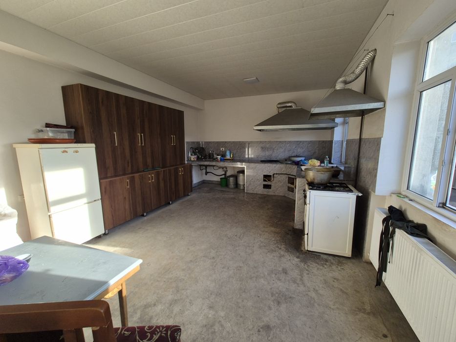 Seh uchun joy sotiladi.