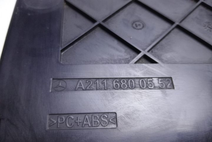 Magazie CD  A2116800552 Mercedes-Benz E-Class W211