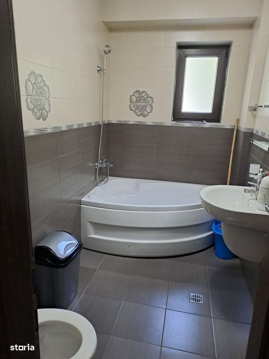 Spre inchiriere ap 2 camere et. 1 , bloc nou