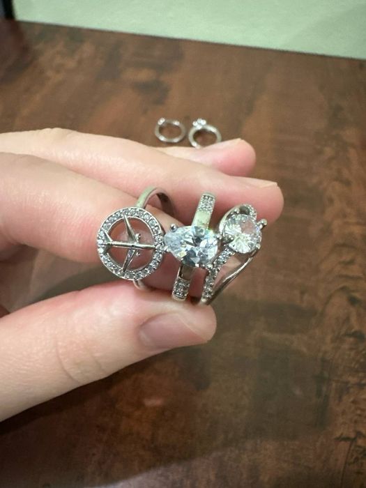 Срочно продам серебро 925