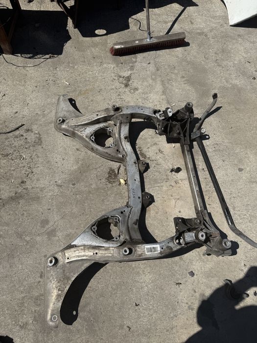 Преден мост bmw m5 f10 m6 f06 f13 бмв м5 ф10 м6 ф06 ф13 предно магаре