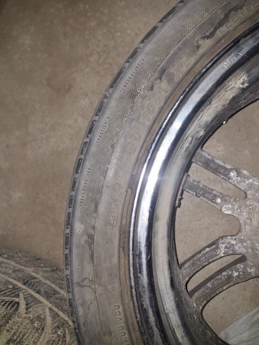 продам диск с шинам для запаски подходит на авто hundai palisade