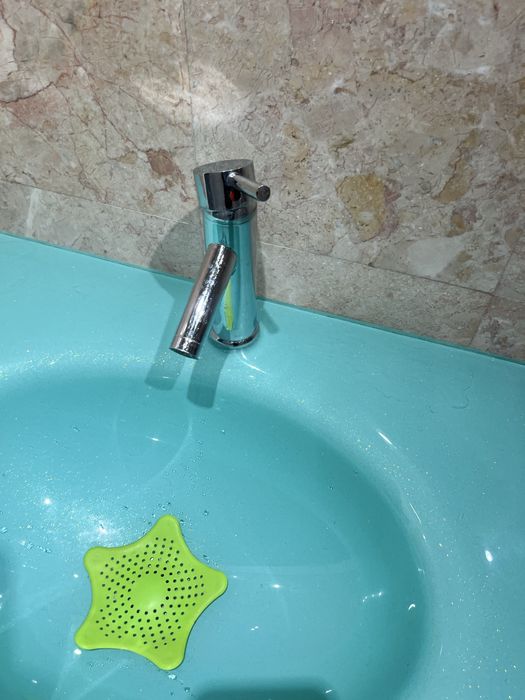 Chiuveta sticla verde cu suport inox