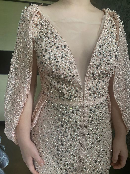 Платье вечернее, элегантное