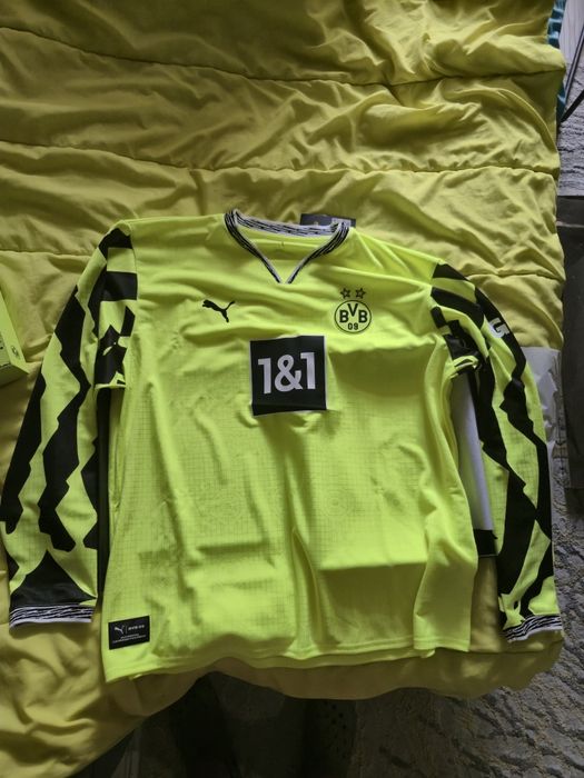 Юбилейна фланелка на BVB09