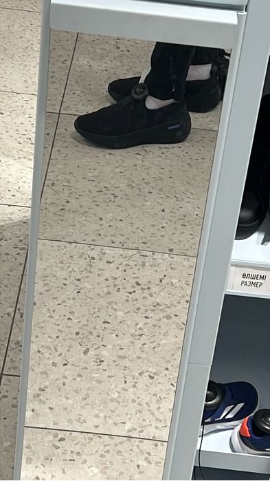 Кроссовки Адидас новые