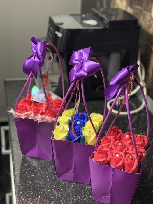 Buchete de Florii din sapun cosulete de trandafirii din