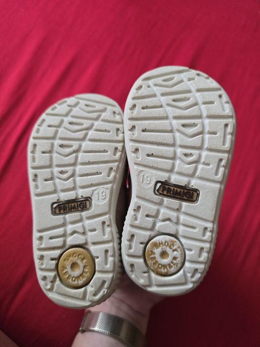 Primigi Gore-Tex marimea 19 Ghete iarna, piele intoarsa cu velcro, aplicatii sclipici Roz