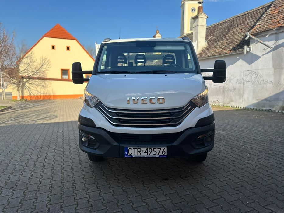 Iveco daily ,(2020)6.20 m , mercedes sprinter