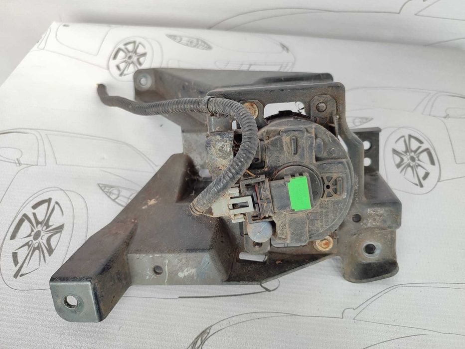 Proiector Ceata Dreapta cu Suport Bara / Halogen Ford Mondeo MK5 Break 2014–2019 / Cod OEM DS7315266B (5D2)