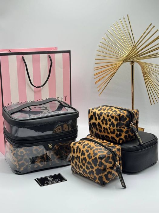 Geanta Make Up Victoria Secret !!!