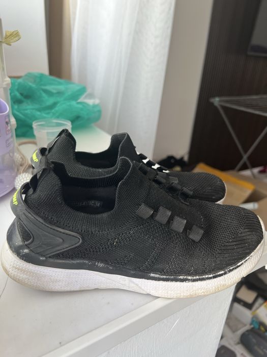 Обувь на мальчика разная