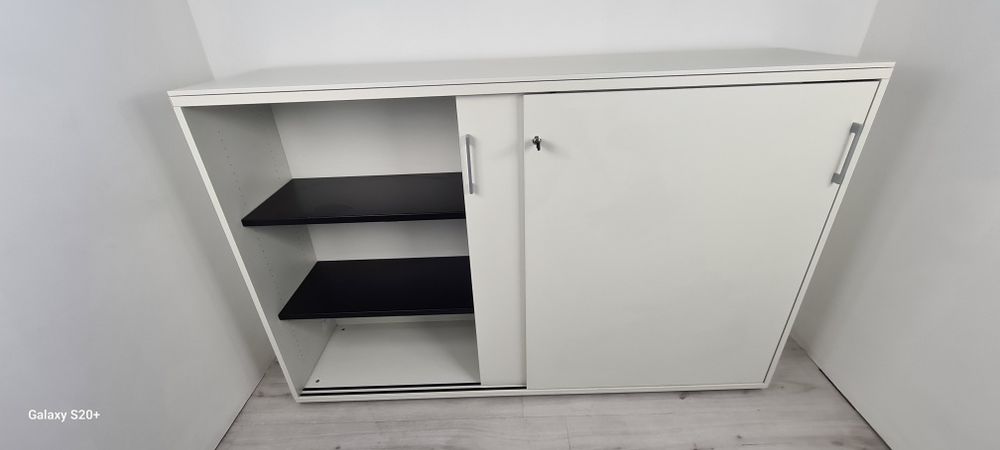 Немски офис шкаф етажарка съхранение на документи и други нужди;