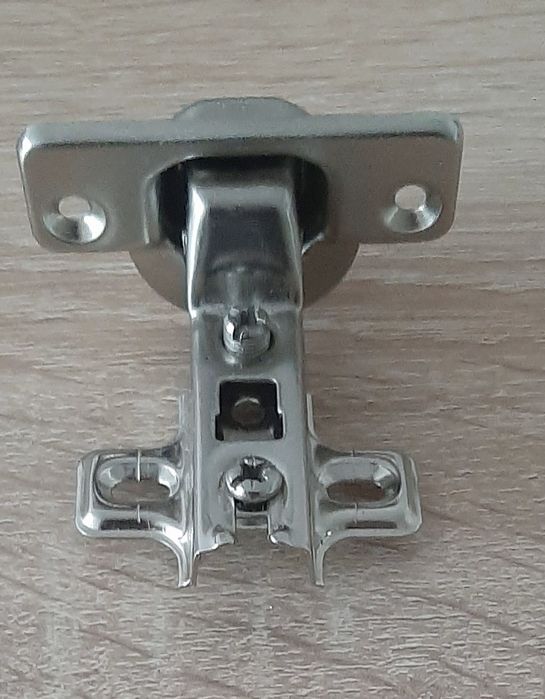 Метални крака за декоративни мебели и Метални дръжки и панти за мебели