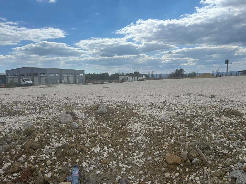 Продава се Парцел в Варна, Център - 3481 кв.м за 350 €/кв.м - Снимка #1