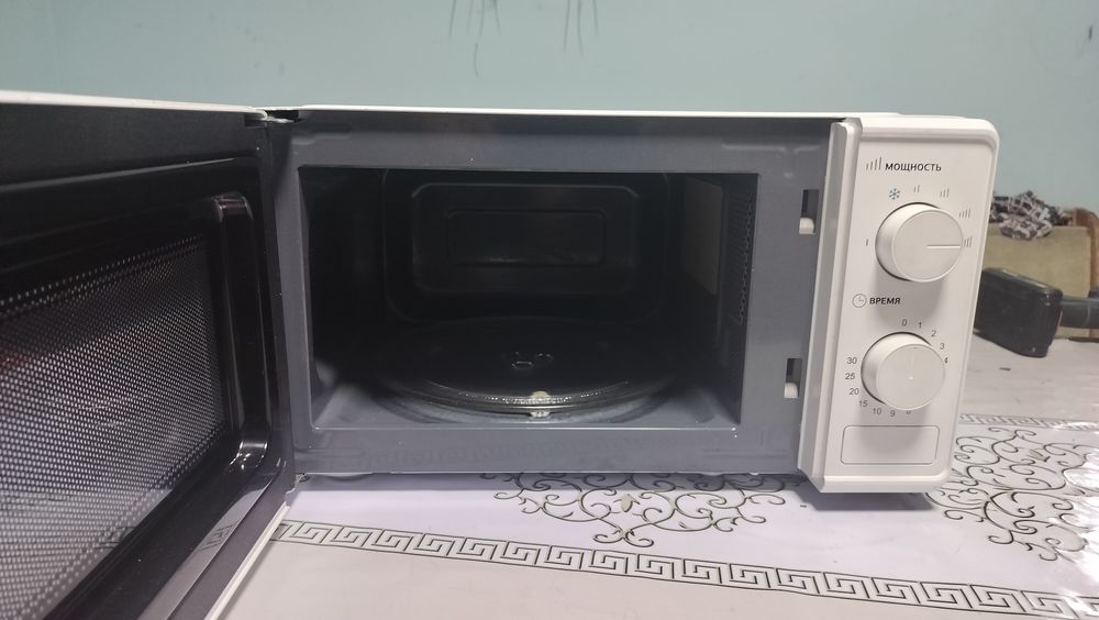 Микроволновка Отлично работает