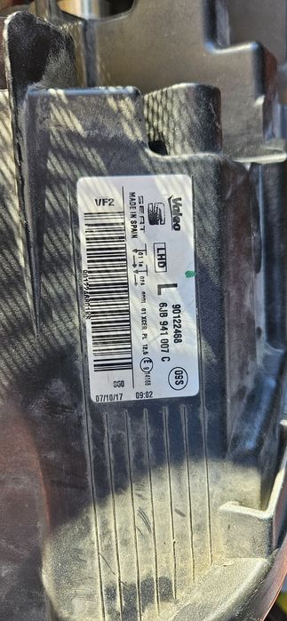 Vând droser pentru Far Led VW Seat