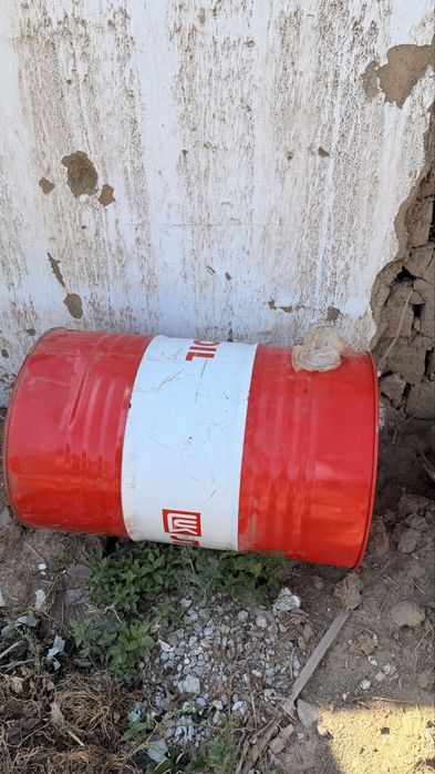 Продам бочку 200л