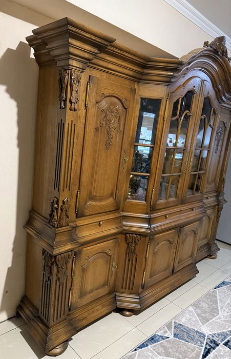 Белорусская мебель б/у, стенка Версаль