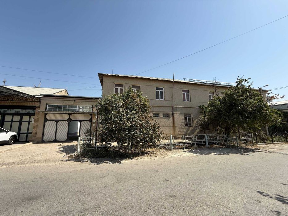 TAYYOR 8 SOTIQLI Hovli sotiladi