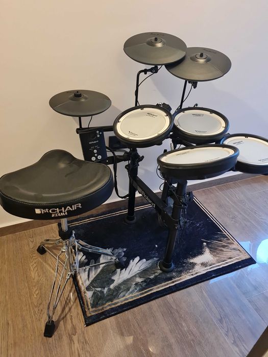Roland TD-1KPX2 Black + стол ТАМА комплектни барабани