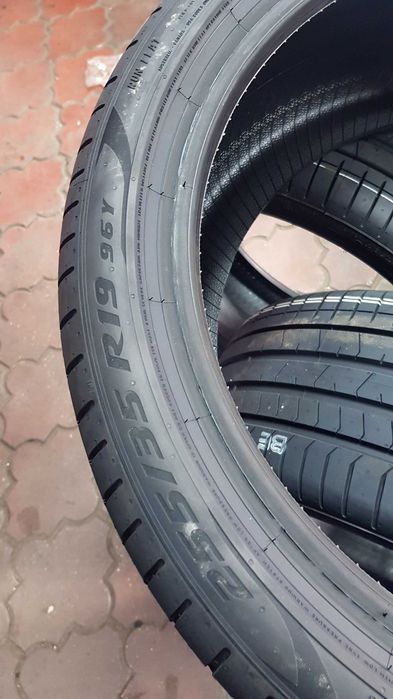 anvelope Pirelli 225/40/19 cu 255/35/19 run flat