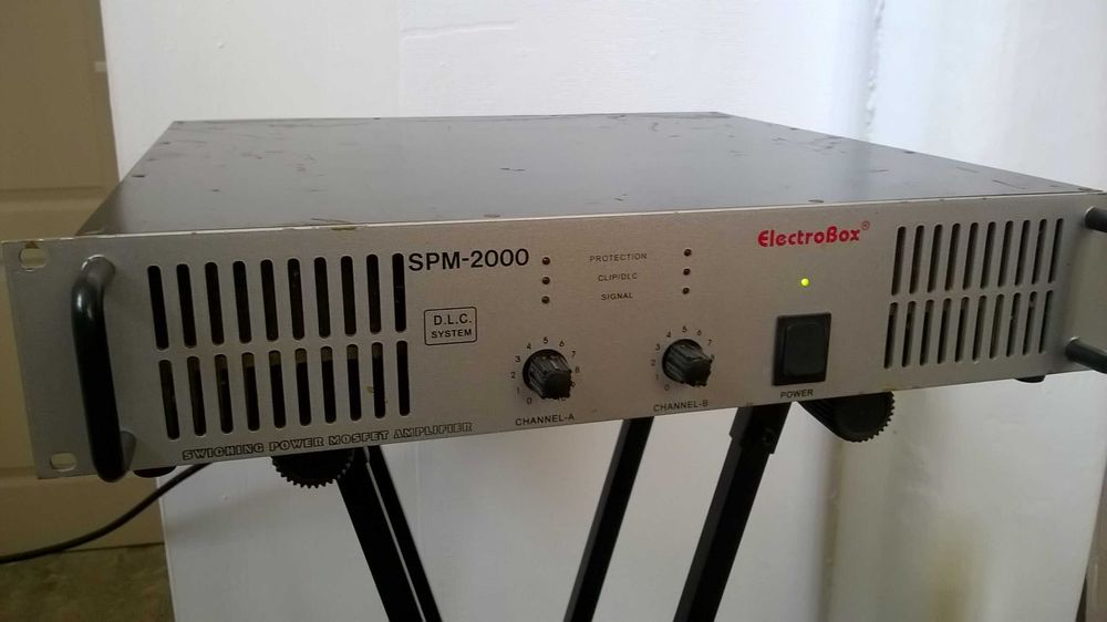 Amplificator  Putere Electrobox SPM 2000      2 x 500w - 8ohm, 2 x 1000w - 4 ohm