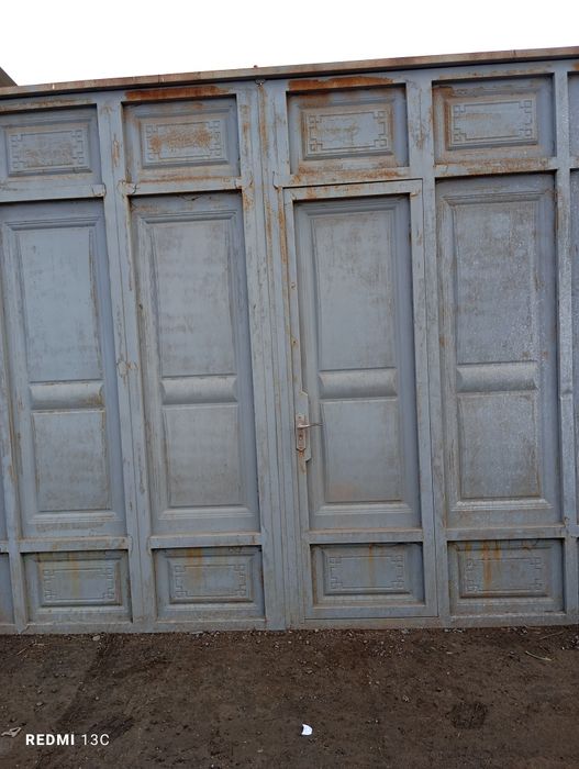 2жилых  дома с удобствами