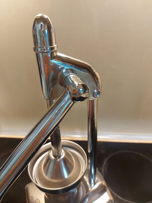 Цитрус преса за фреш