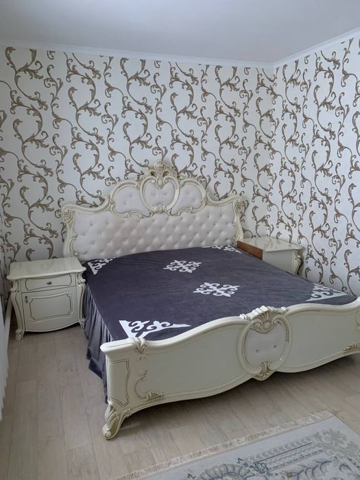 Кровать с матрасом