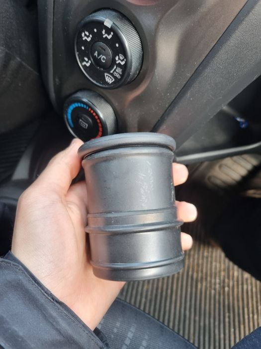 Пепелник за Toyota