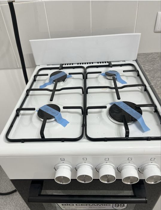 Продам газ плиту